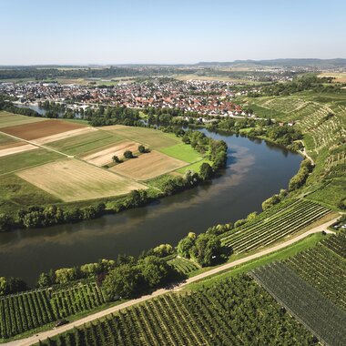 Neckarschleife, Kirchheimer Weinterrasse, Kraichgau-Stromberg, Baden-Württemberg, Deutschland