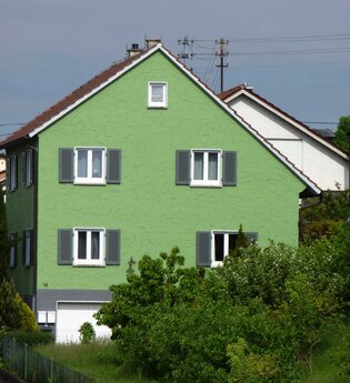 Außenansicht: grünes Gebäude | © Neckar-Zaber-Tourismus e.V.