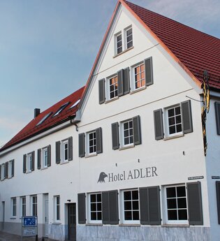 Außenansicht Hotel Adler | Bad Friedrichshall | HeilbronnerLand | © Hotel Adler