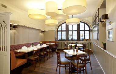 Stadt-gut-Hotel und Gasthof Goldener Adler in Schwäbisch Hall: Gaststube | © Hohenlohe Schwäbisch Hall