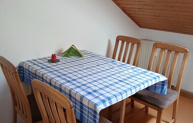 Träumen unter Bäumen in Kirchberg: Esstisch | © Hohenlohe Schwäbisch Hall