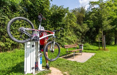 RadSERVICE-Punkte – Reparatursäulen am Radweg – Luftpumpe | © Touristikgemeinschaft HeilbronnerLand e. V.