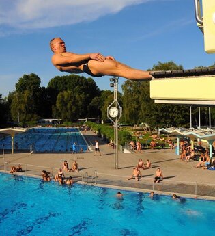 Freibad Neckarhalde