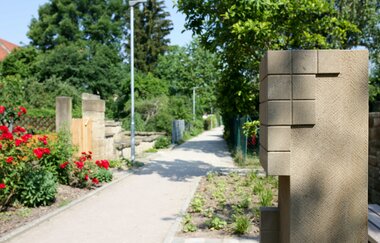 Sandsteinskulpturen entlang des Sandsteinpfades Mühlbach