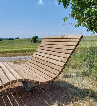 Hügelsofa bei Kraichtal-Menzingen