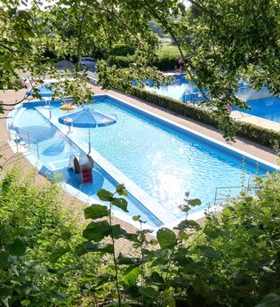 Mineralfreibad Bad Wimpfen | © Stadt Bad Wimpfen