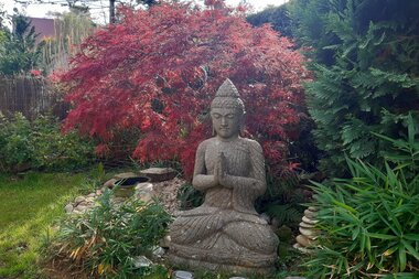 Buddha im Garten | © Svenja Alber