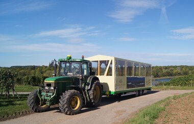 Weinbergrundfahrten Hoffmann | Planwagen- und Weinbergrundfahrten | HeilbronnerLand | © Winzerhof am Schlierbach