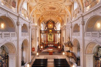 Wallfahrtsbasilika "Zum Heiligen Blut" in Walldürn | © Stadt Walldürn