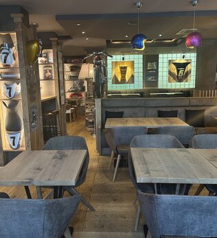 WALZWERK Café * Restaurant * Bar | © Walzwerk Schwetzingen