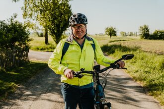 Radfahrer lächelt in die Kamera | © Stadtverwaltung Crailsheim
