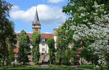 Der barocke Hofgarten von Öhringen lädt zu einem Stopp ein. | © Touristikgemeinschaft Hohenlohe, Künzelsau / H. Röger, Fotoclub Obersulm
