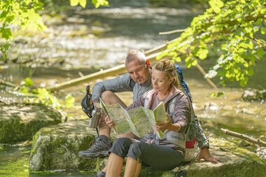 Kocher-Jagst-Trail: Wandern an der Brettach auf dem Jagststeig | © Hohenlohe + Schwäbisch Hall Tourismus e. V.