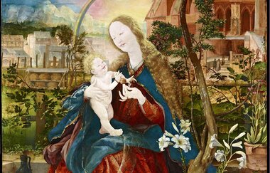 Gemälde von Matthias Grünewald. Das gemalte Bild zeigt Maria, die auf einer Bank sitzt. Sie trägt ihr langes, blondes Haar offen und keine Krone krönt ihr Haupt. Mit der rechten Hand hält sie das Jesuskind. | © Focus GmbH Leipzig
