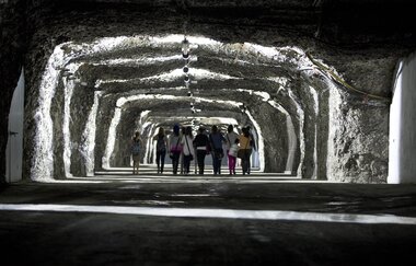 Besucher im Salzbergwerk Bad Friedrichshall | HeilbronnerLand | © Stadt Bad Friedrichshall