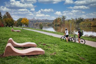 Auf dem Neckartal-Radweg Richtung Bad Wimpfen | © Geschäftsstelle Neckartal-Radweg_Adrian Weng