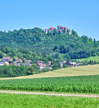 Schloss Stetten im Kochertal bei Kocherstetten | © Touristikgemeinschaft Hohenlohe e. V. | Florian Trykowski